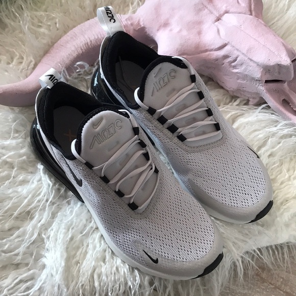 nwt nike air max 270